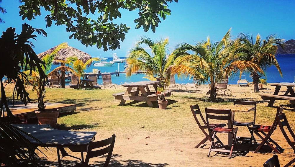 Oualie Beach Resort Nevis Exterior photo